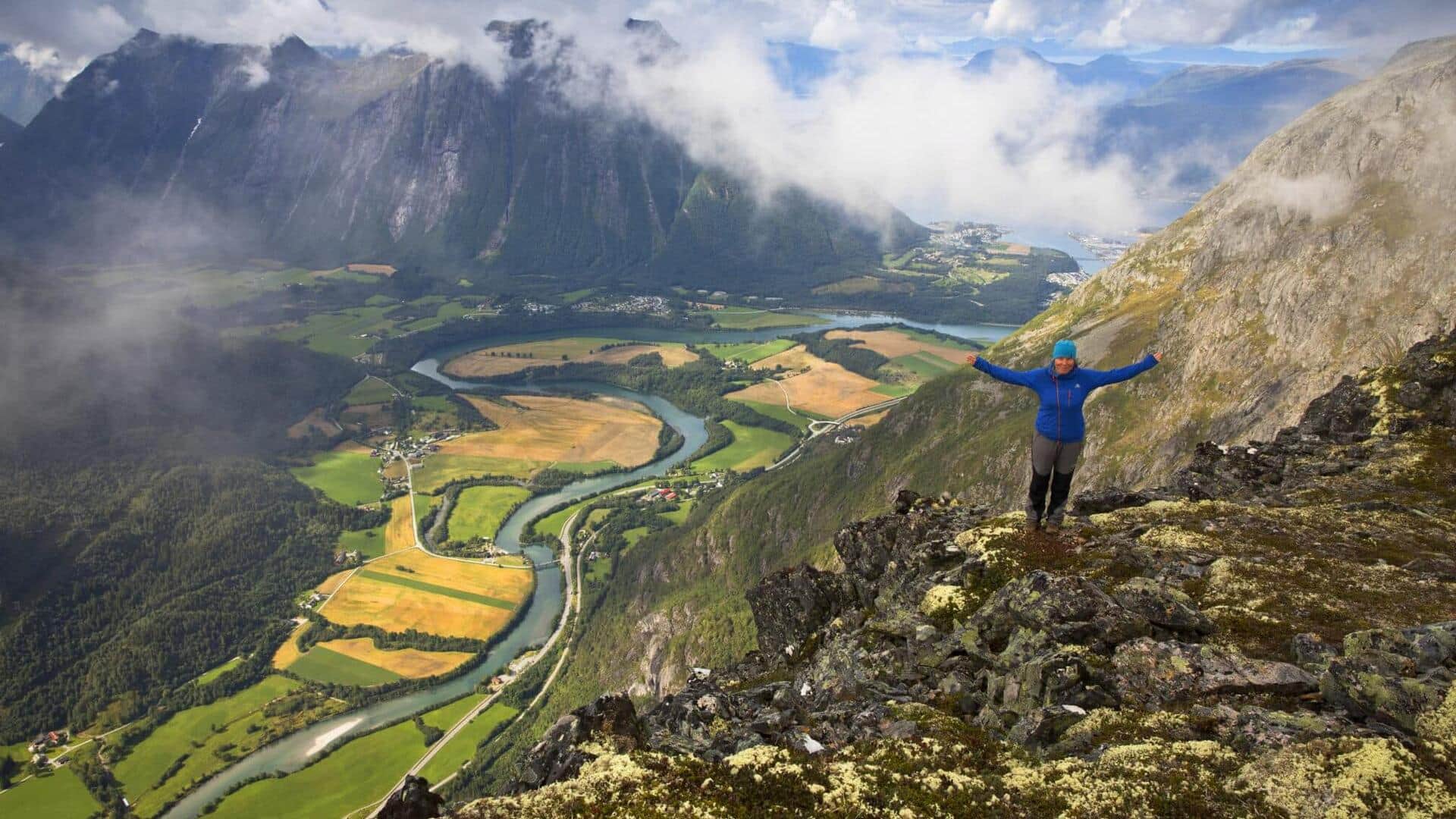 Norway's Romsdalseggen Ridge is a visual spectacle!