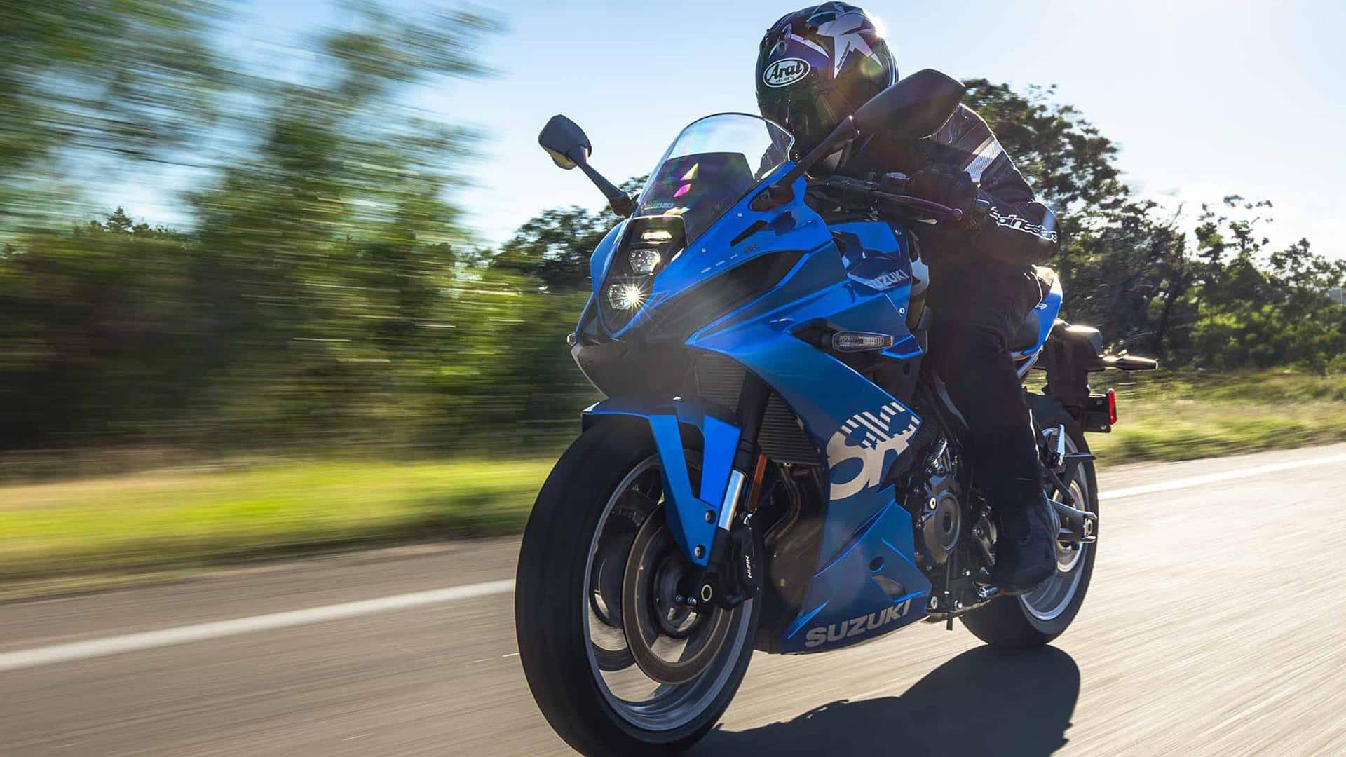 2025 Suzuki GSX-8R arrives in India at ₹9.25L 2025 Suzuki GSX-8R arrives in India at ₹9.25L