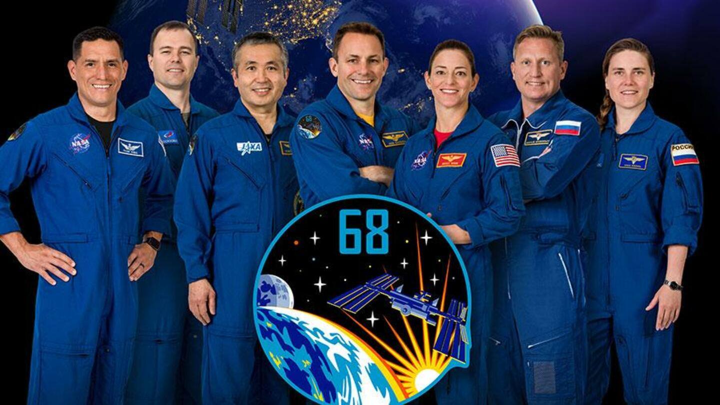 When will ISS astronauts celebrate New Year 2023?