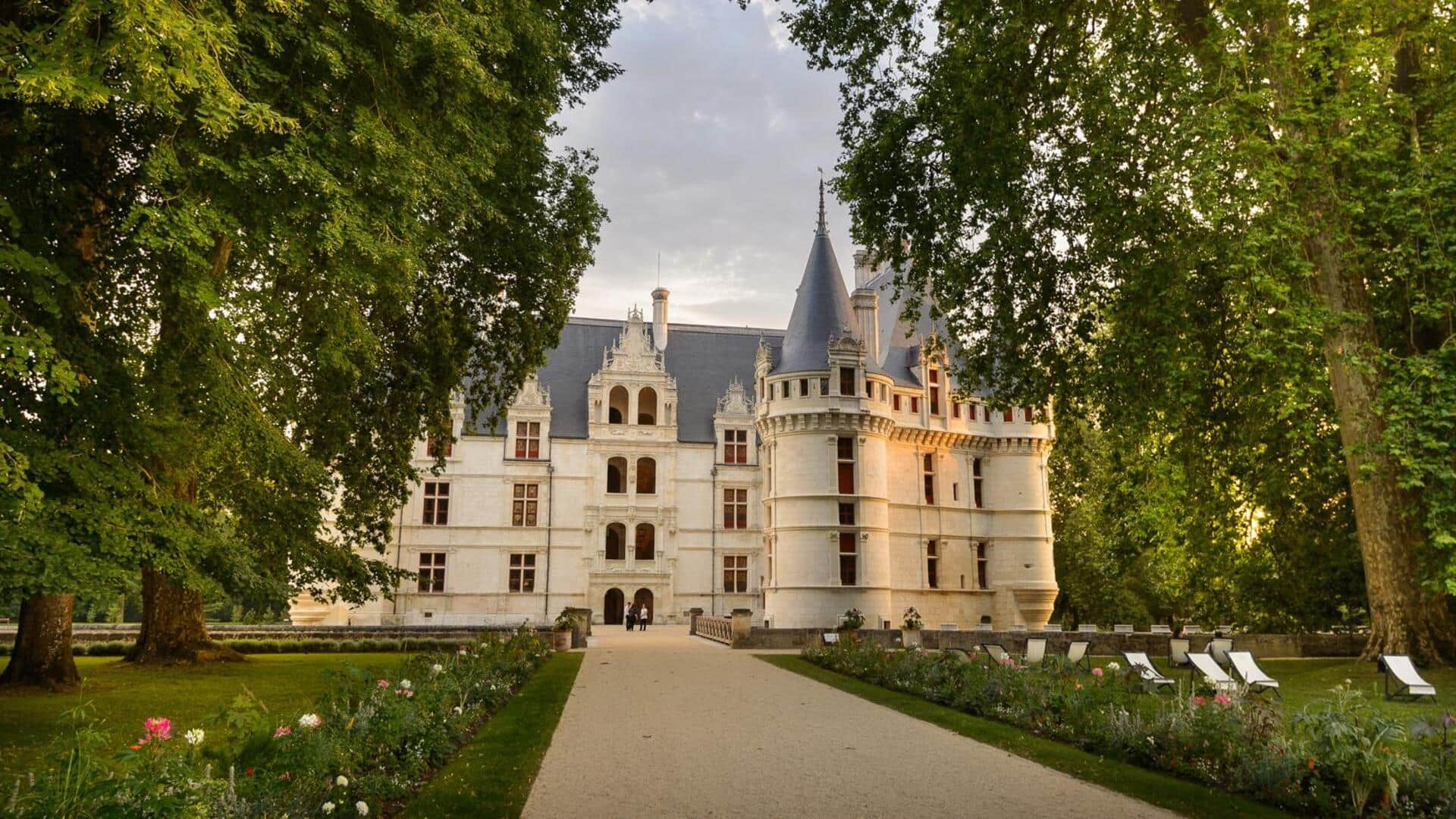 Exploring Renaissance castles in Loire Valley