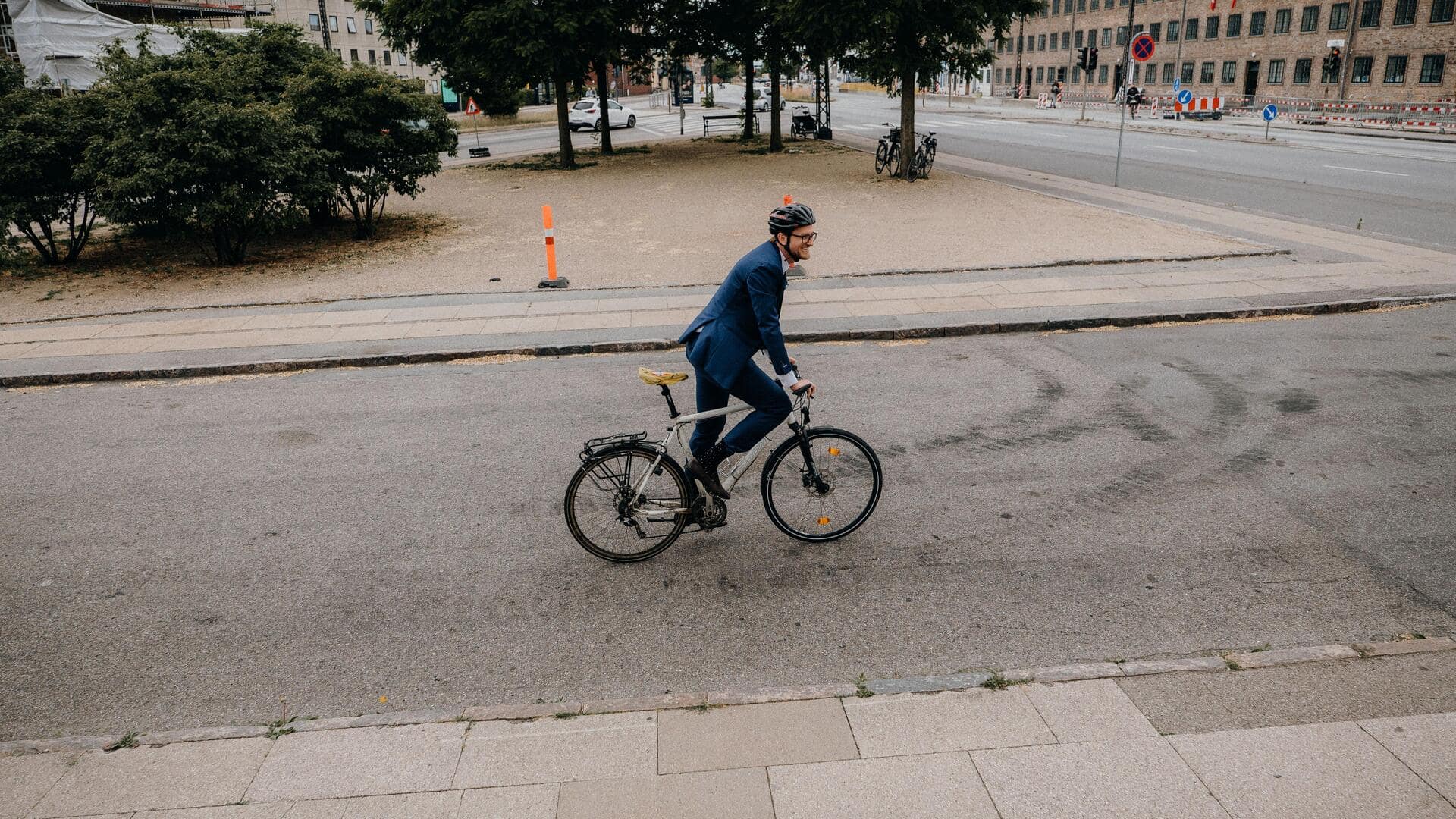 5 ways cycling to work can boost your productivity