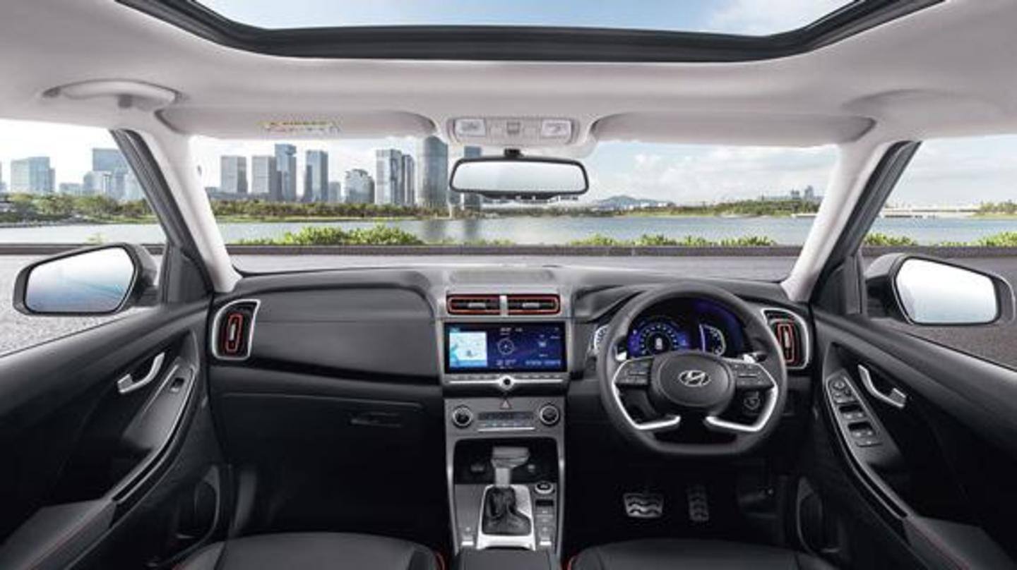 The vehicle has up to seven seats and parking sensors The vehicle has up to seven seats and parking sensors