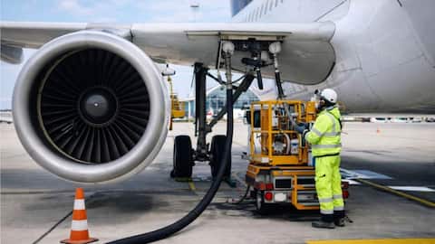 Turning plastic waste into aviation fuel for cheap now possible