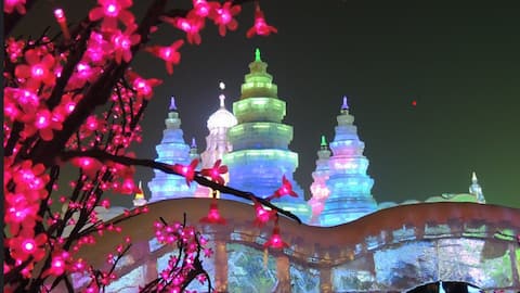 Harbin Festival: Visual feast of icy splendor