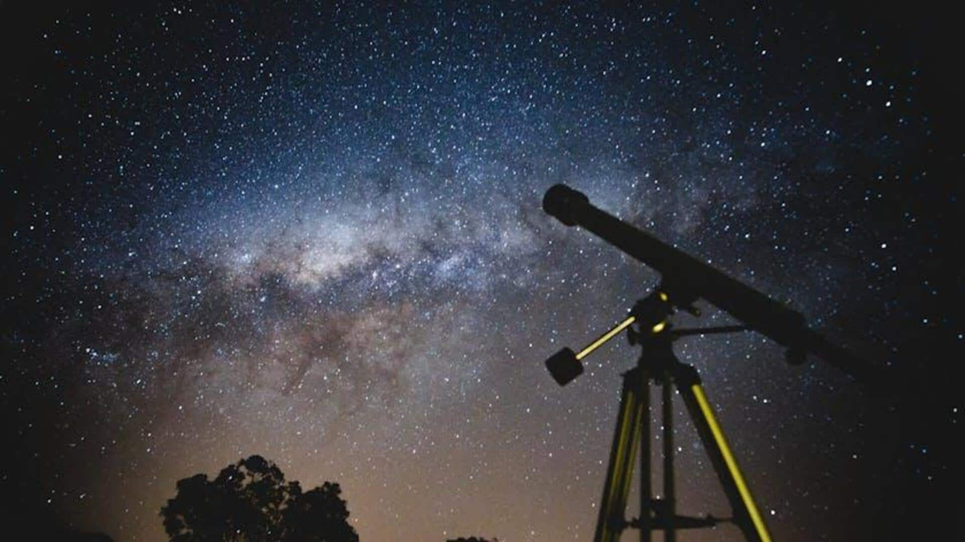 Stargazing in fossil beds: Nighttime desert wonders