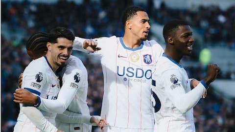 Premier League: Chelsea hand Everton first defeat of the season