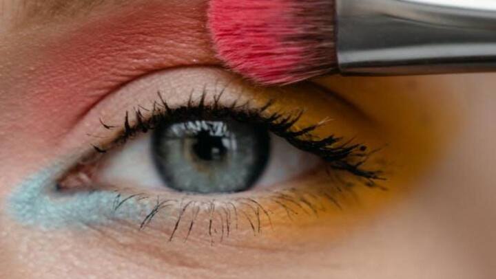5 make-up hacks for hooded eyes
