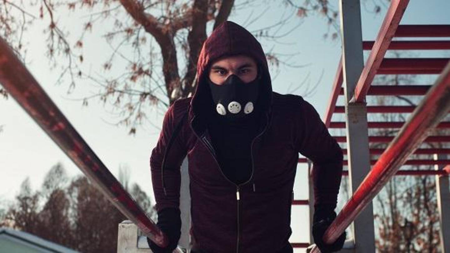 A training mask makes your heart and lungs work harder A training mask makes your heart and lungs work harder