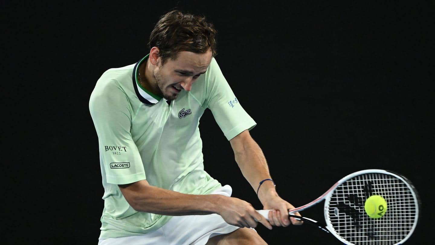 2022 Australian Open: Daniil Medvedev beats Stefanos Tsitsipas, reaches final