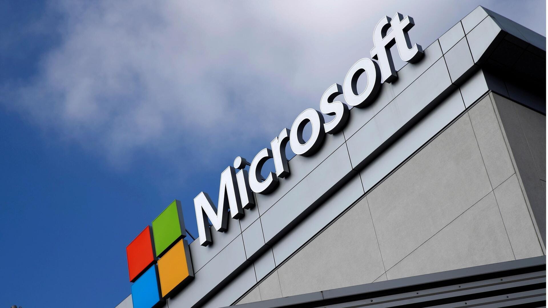 Leaked documents show how much Microsoft pays its engineers Leaked documents show how much Microsoft pays its engineers