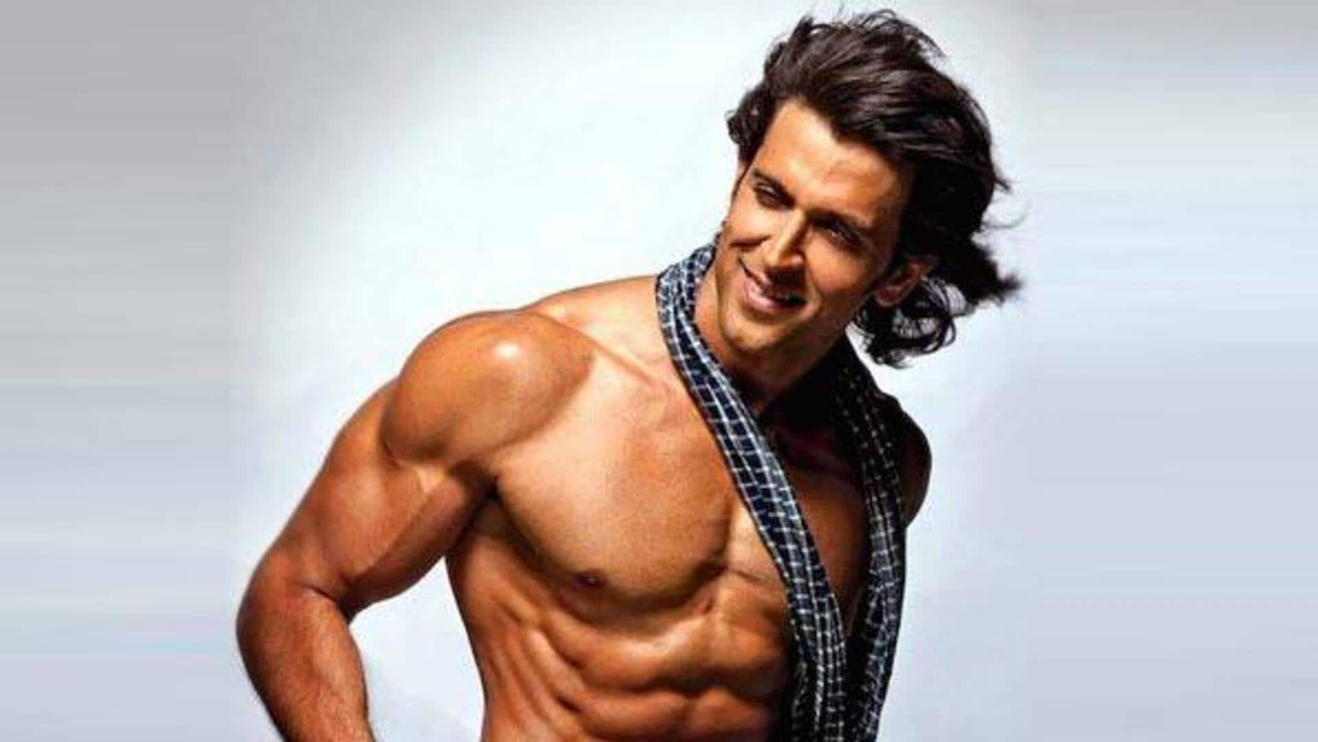 Обои для мужчин. Ритик Рошан 2021. Ритик Рошан торс. Пресс Ритика Рошана. Hrithik Roshan body.