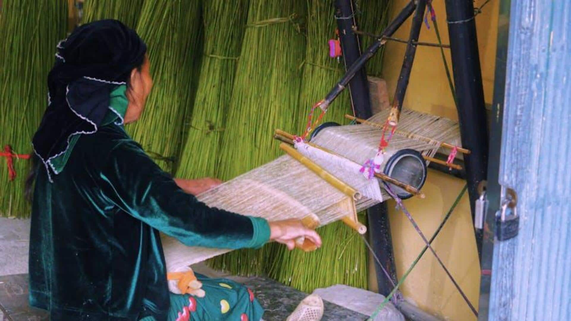 Silk weaving villages tour: Threads of tradition