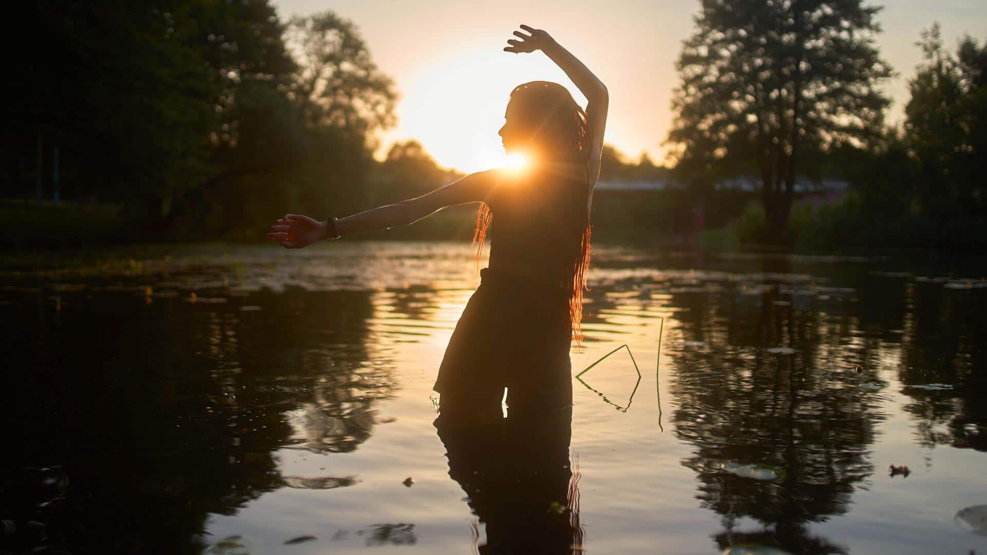 Water tai chi: A soothing workout for body and mind