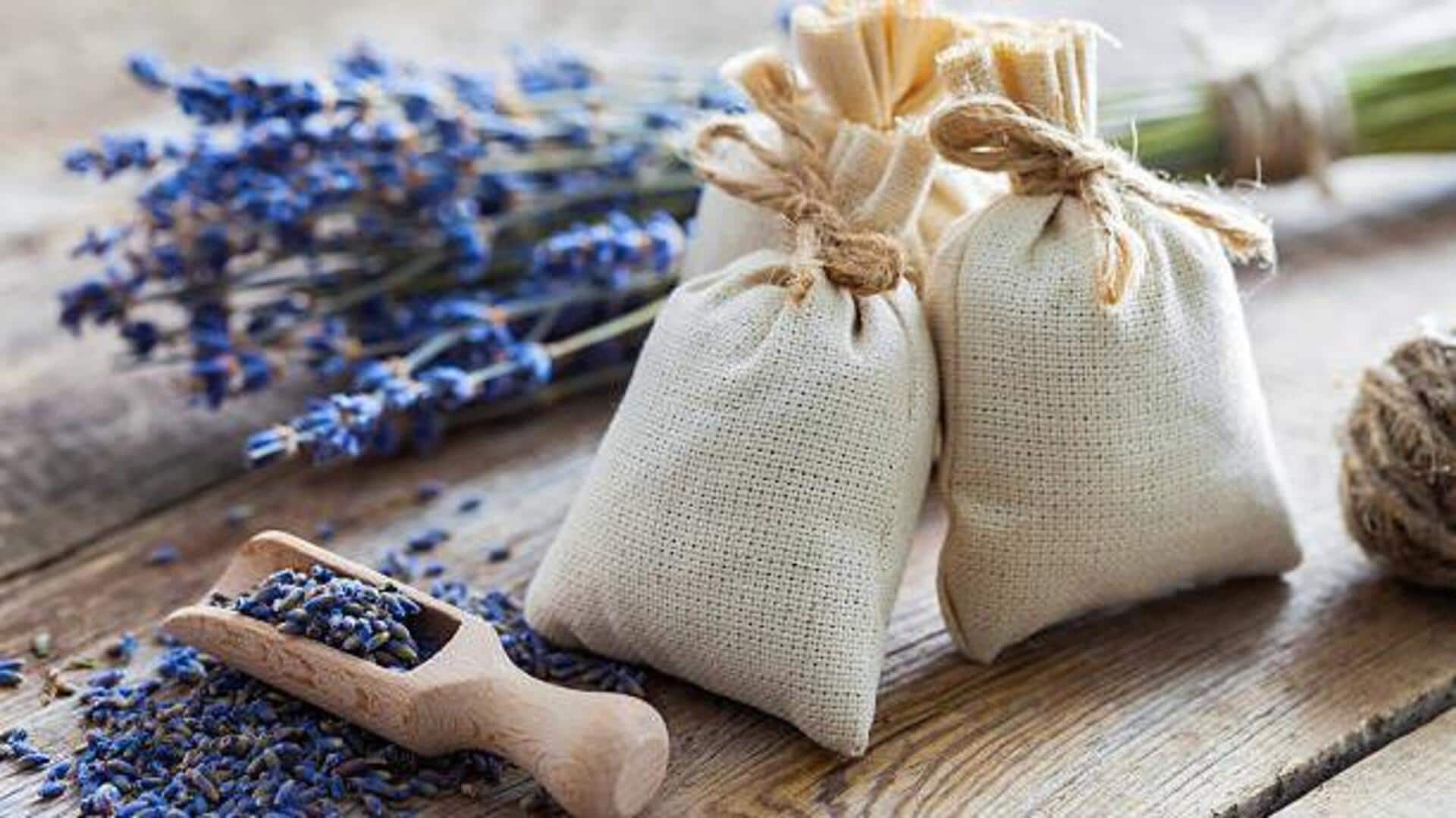 DIY: Make spice sachets for naturally fresh closet 