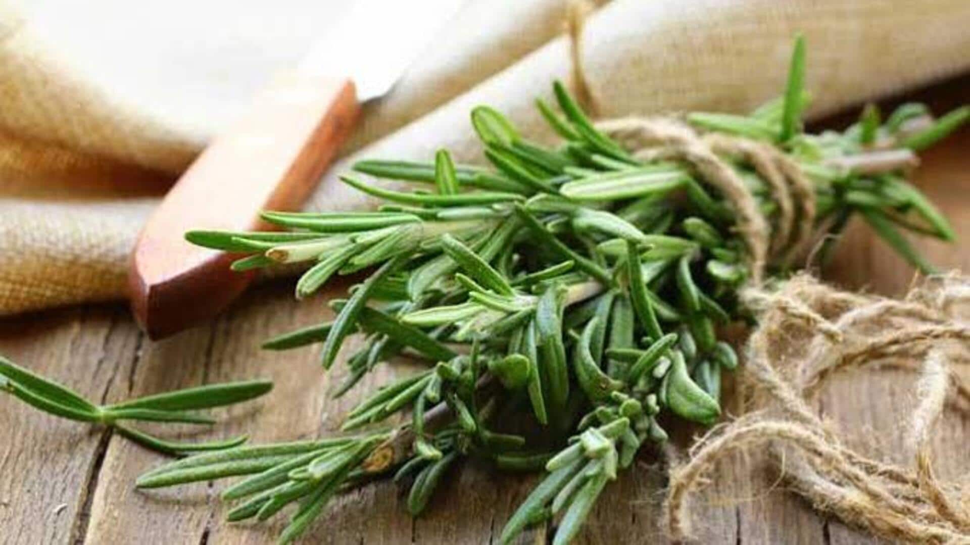 5 traditional dishes that use rosemary 
