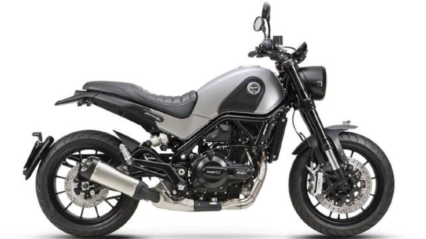 It has 50mm inverted front forks It has 50mm inverted front forks