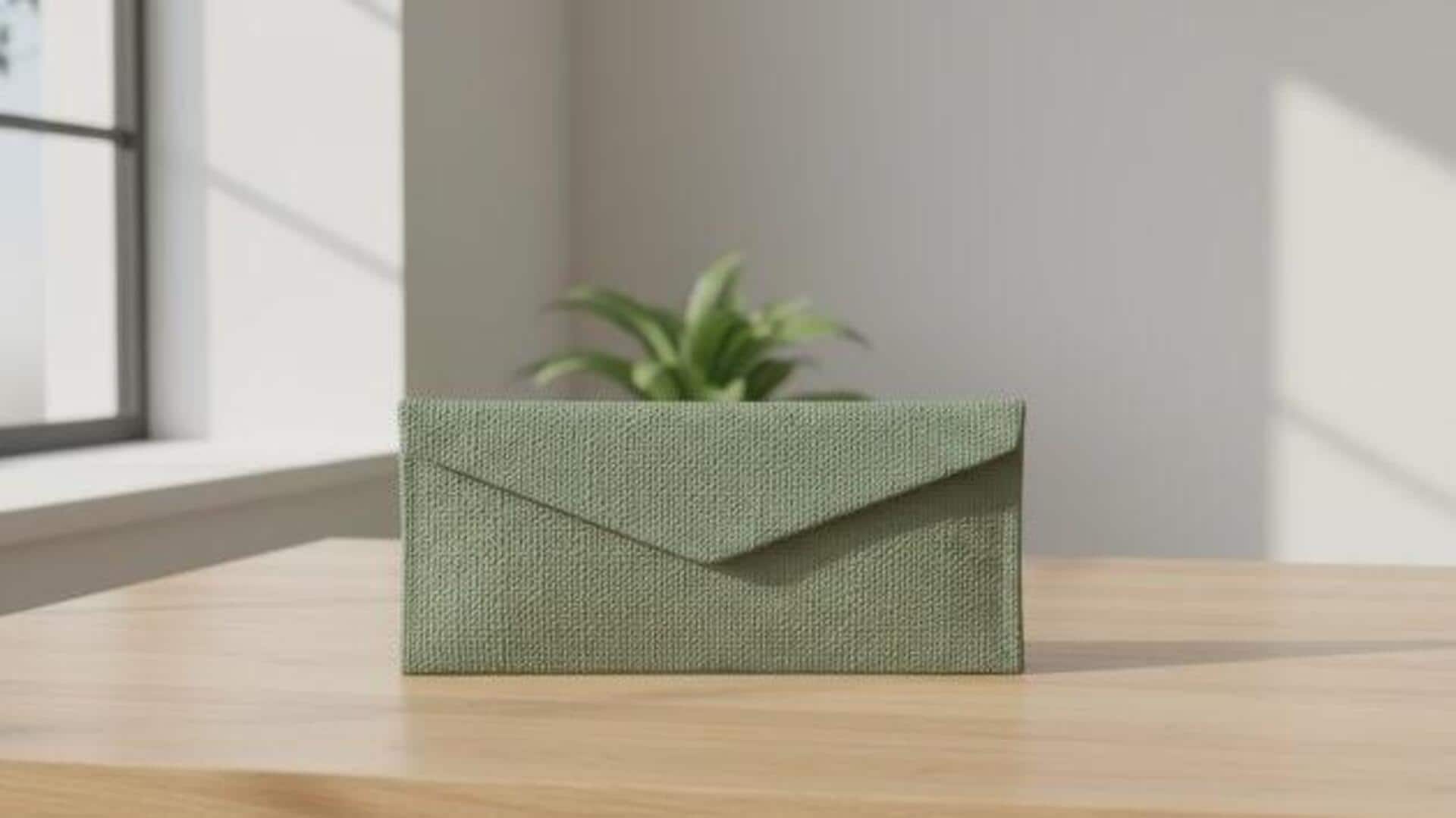How to make a fabric purse at home 