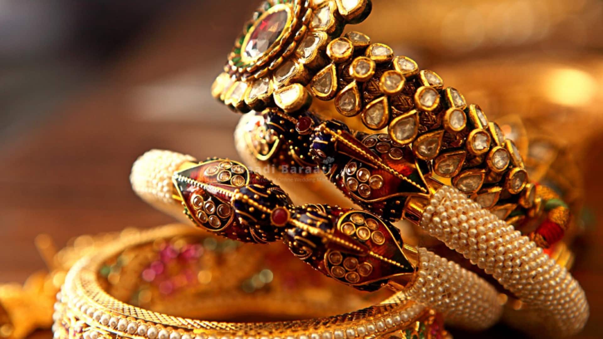 How to avoid capital gains tax on jewelry sale?