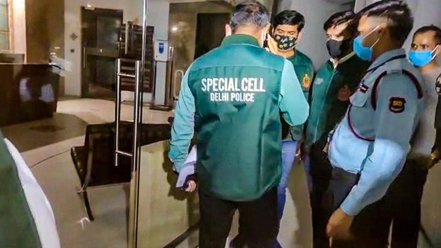 Delhi Police raided Twitter offices, served notice; WhatsApp sued government Delhi Police raided Twitter offices, served notice; WhatsApp sued government
