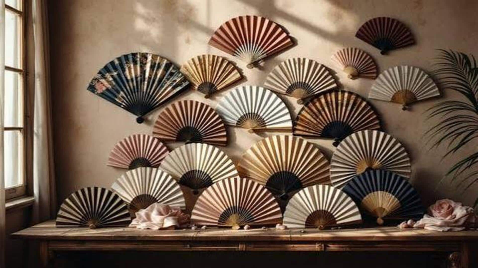 DIY: How to make raffia fans