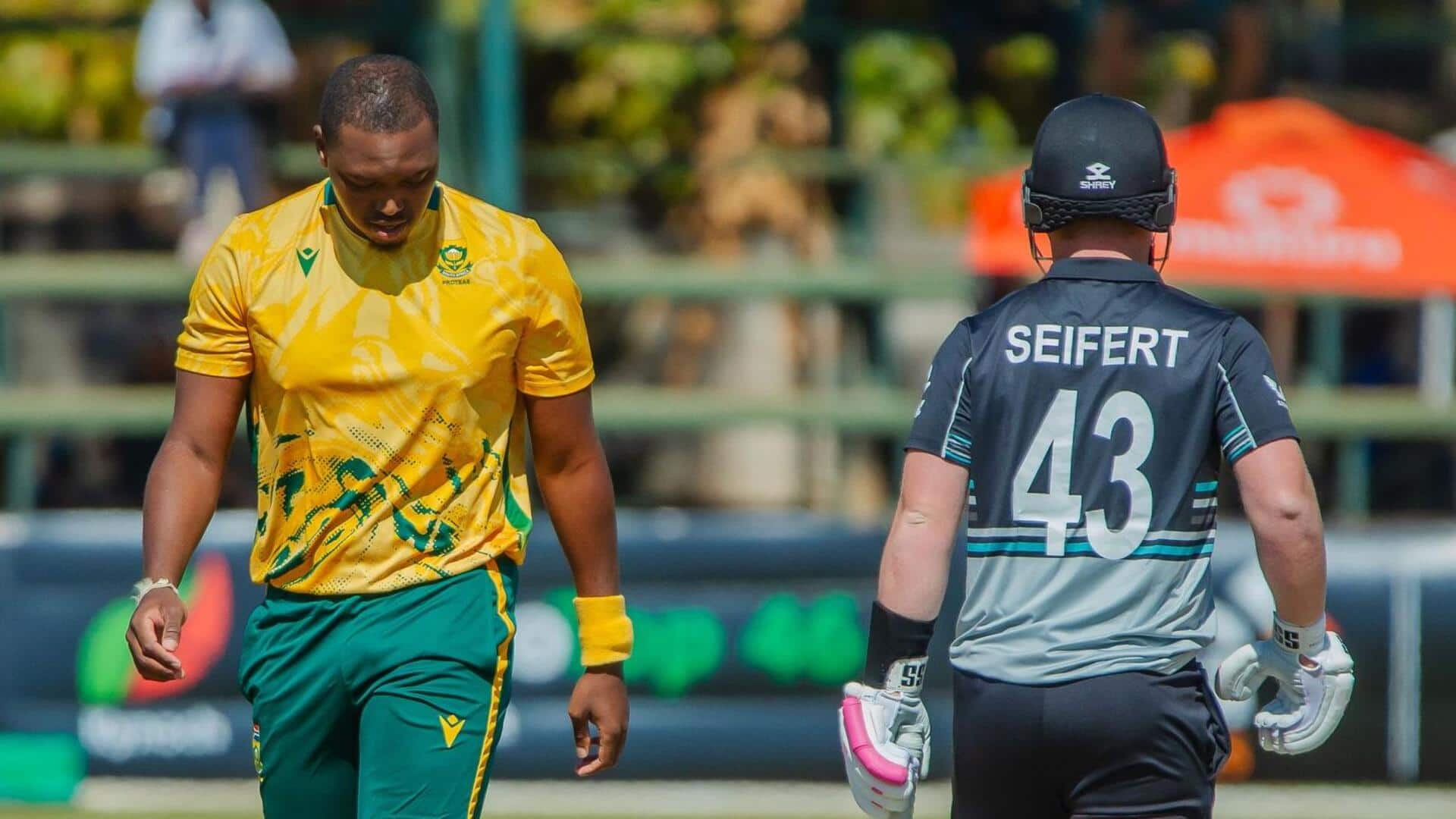New Zealand stun South Africa, win T20I Tri-series final: Stats
