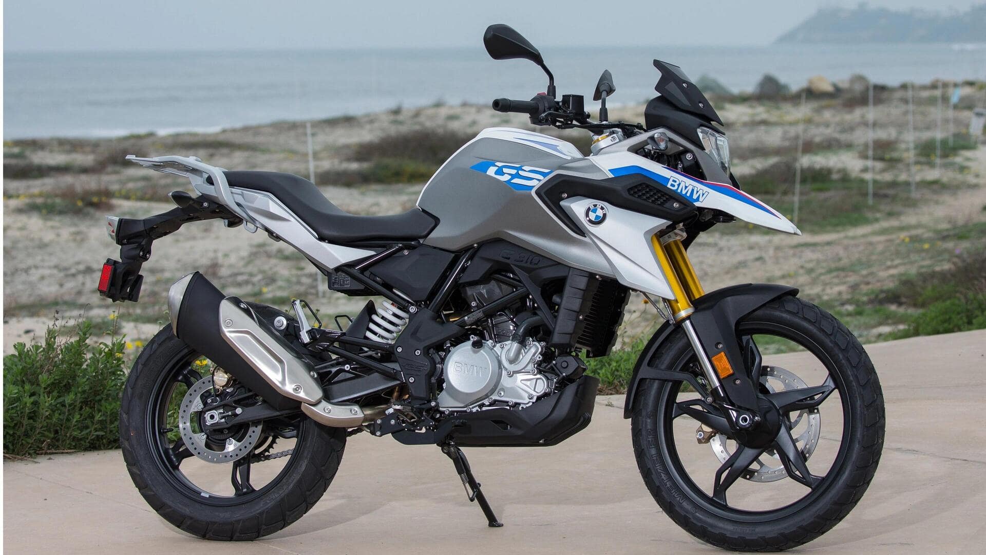 Is Benelli BKX 300 better than BMW G 310 GS