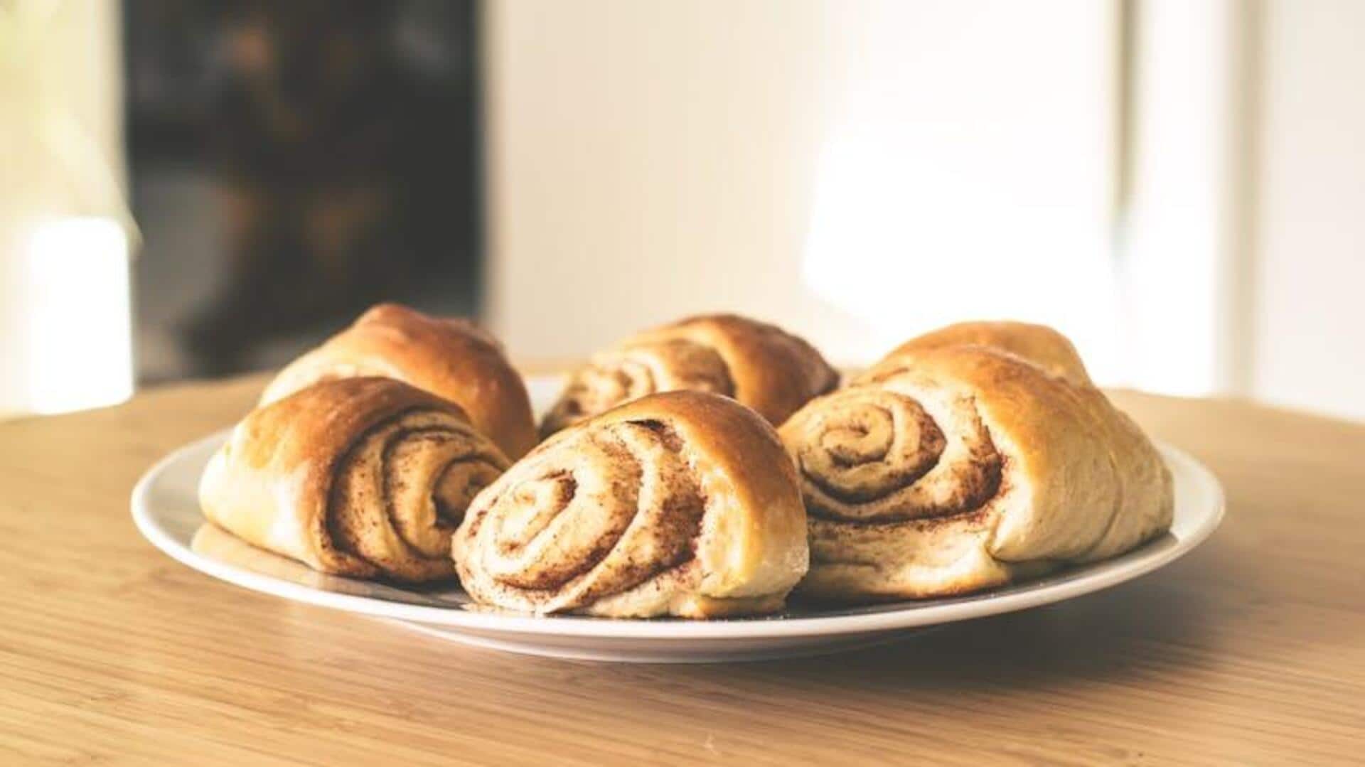 Try these delicious cinnamon desserts today Try these delicious cinnamon desserts today