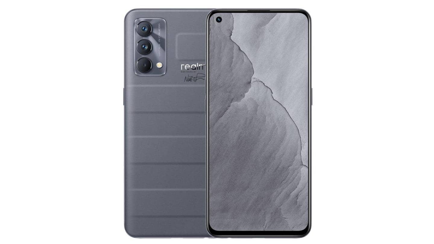 The handset features a 120Hz Super AMOLED display The handset features a 120Hz Super AMOLED display