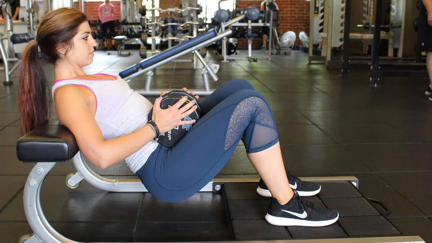 Dumbell hip thruster Dumbell hip thruster