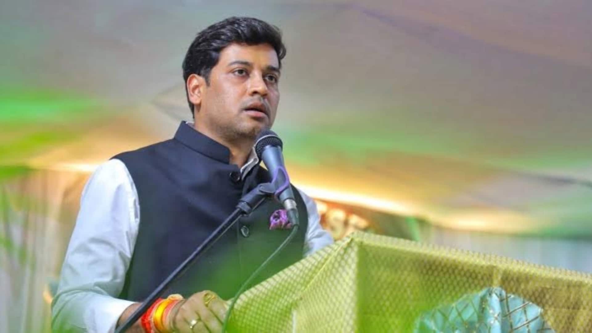 Maharashtra CM Shinde's son Shrikant to contest from Kalyan seat
