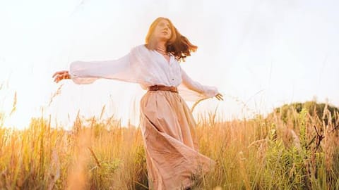 5 bohemian skirts for effortless summer style 