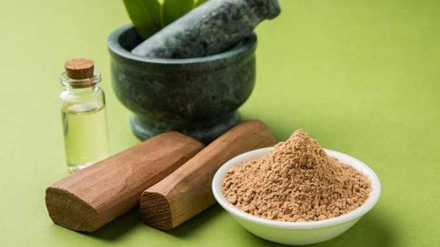 Mix sandalwood powder with almond, coconut oil for dry skin Mix sandalwood powder with almond, coconut oil for dry skin