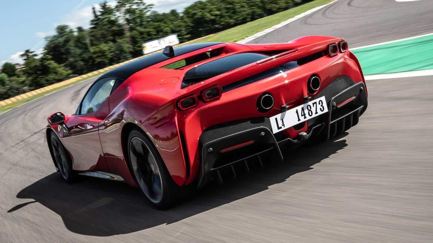 The car has titanium exhausts and carbon fiber rear spoiler The car has titanium exhausts and carbon fiber rear spoiler