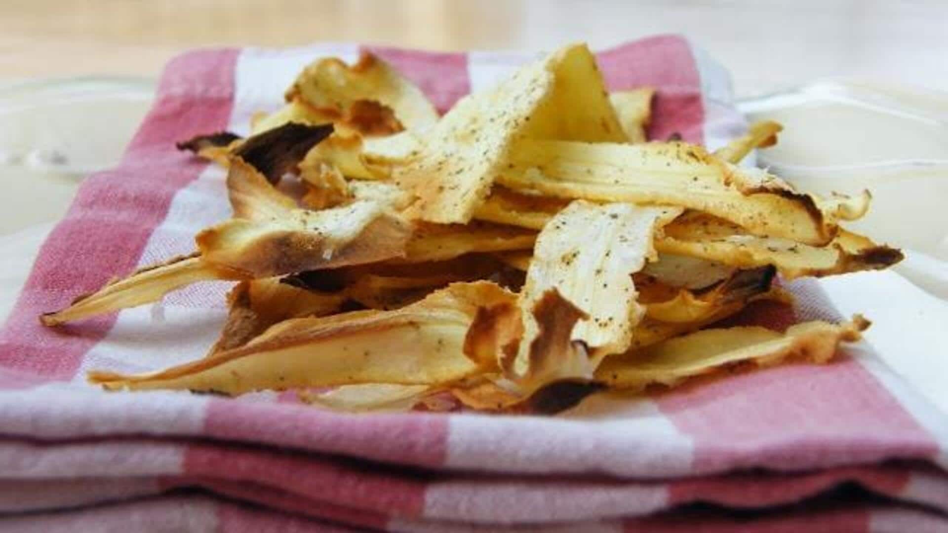 How to make delicious seasoned parsnip crisps How to make delicious seasoned parsnip crisps