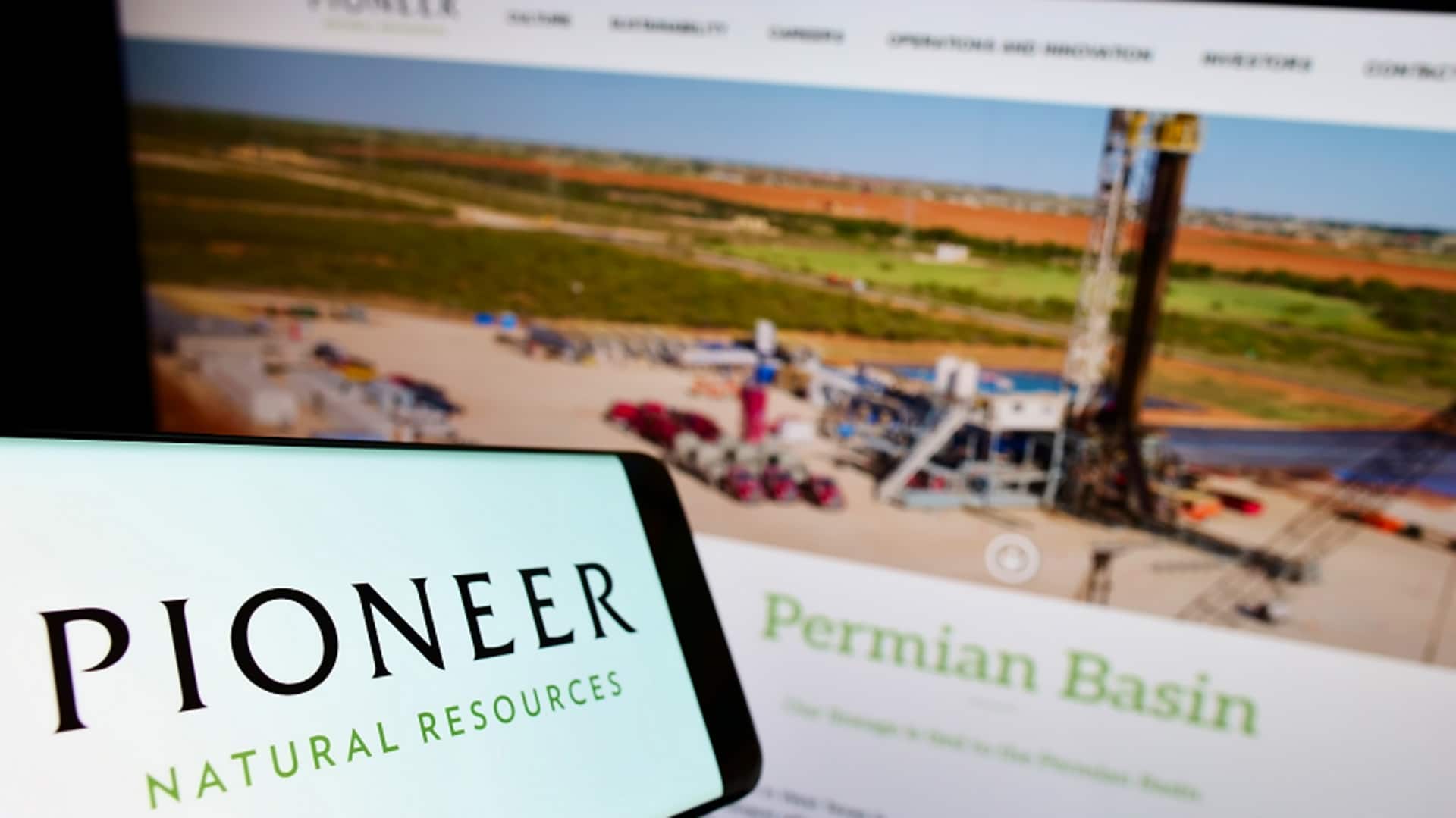 Exxon Mobil buys Pioneer Natural Resources for $60 billion