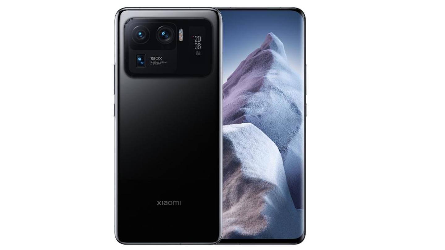 The phone features a QHD+ AMOLED panel The phone features a QHD+ AMOLED panel