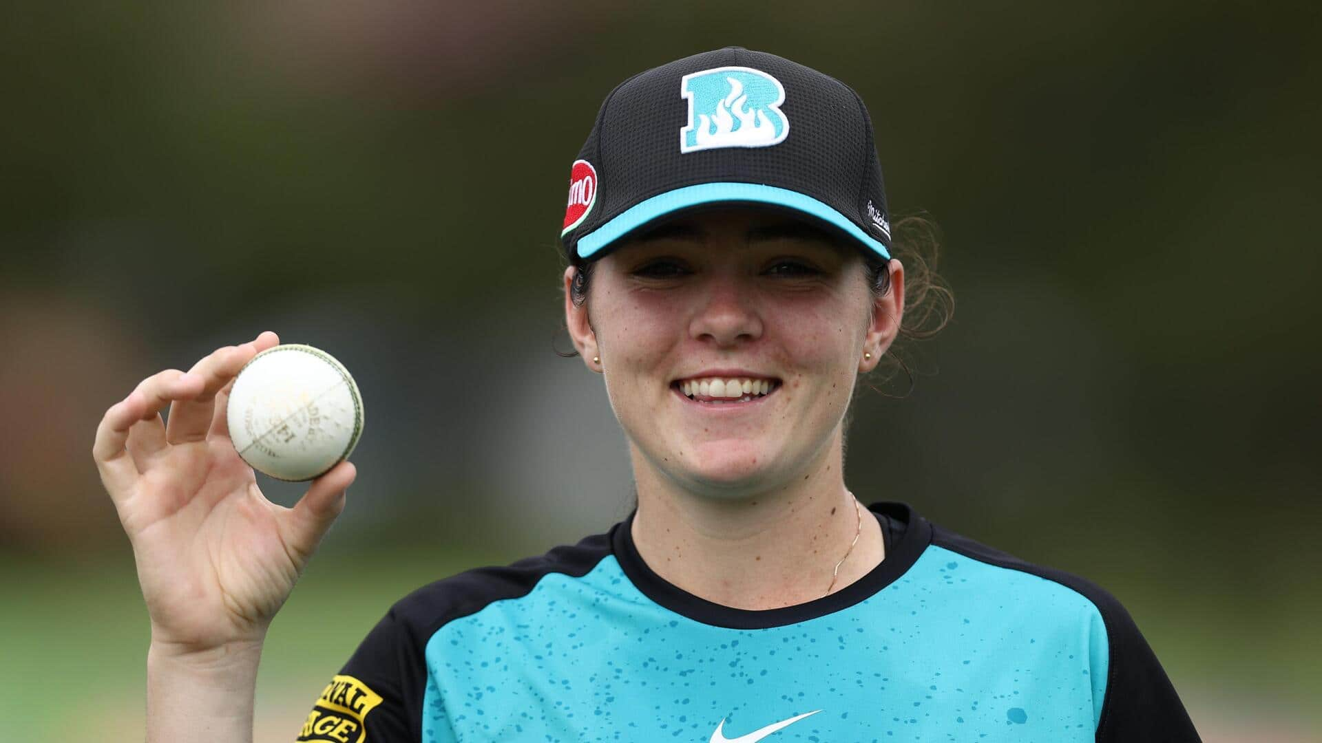 WBBL: Lucy Hamilton becomes youngest player to take 5-wicket haul