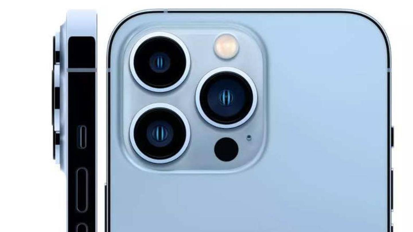 They are equipped with a 12MP front-facing camera They are equipped with a 12MP front-facing camera