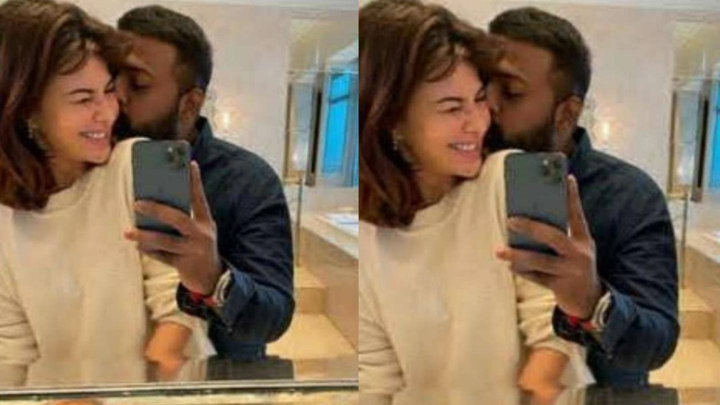 Selfie clicked by same phone which carried out duping: Reports Selfie clicked by same phone which carried out duping: Reports