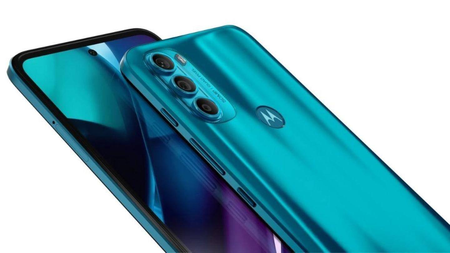 Moto G71 is priced at €300 (Rs. 25,300) Moto G71 is priced at €300 (Rs. 25,300)