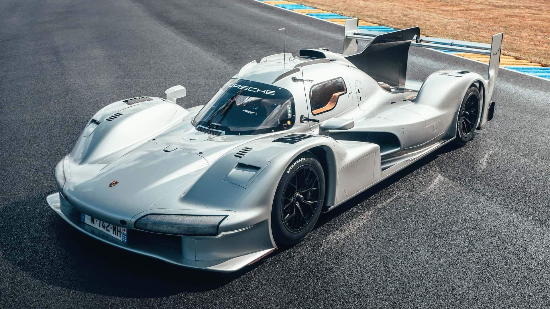 Porsche 963 RSP debuts as one-off street-legal hypercar Porsche 963 RSP debuts as one-off street-legal hypercar