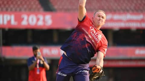Will Andy Flower leave RCB for England's Test coach role?