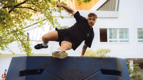 Get stronger with these parkour moves