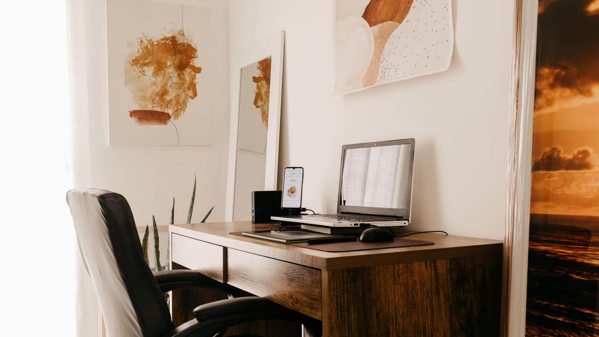 How to set up an affordable home office