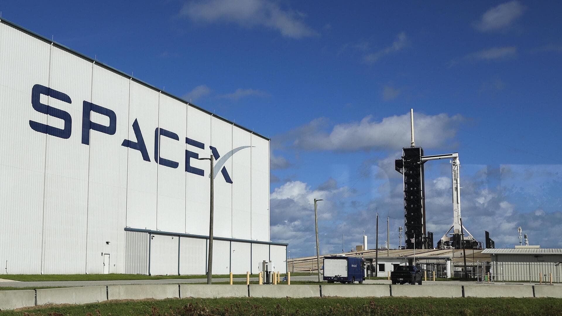 SpaceX sued for firing employee who took frequent bathroom breaks SpaceX sued for firing employee who took frequent bathroom breaks