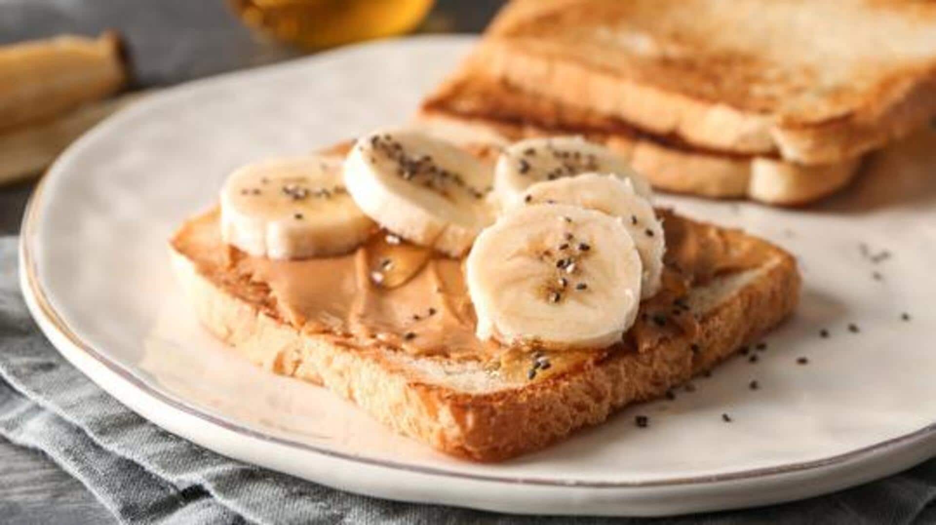 Quick fix: Nut butter toast with mango slices