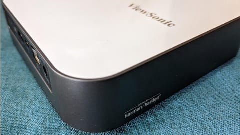 Viewsonic M2e portable projector review: 100-inch screen in tiny box