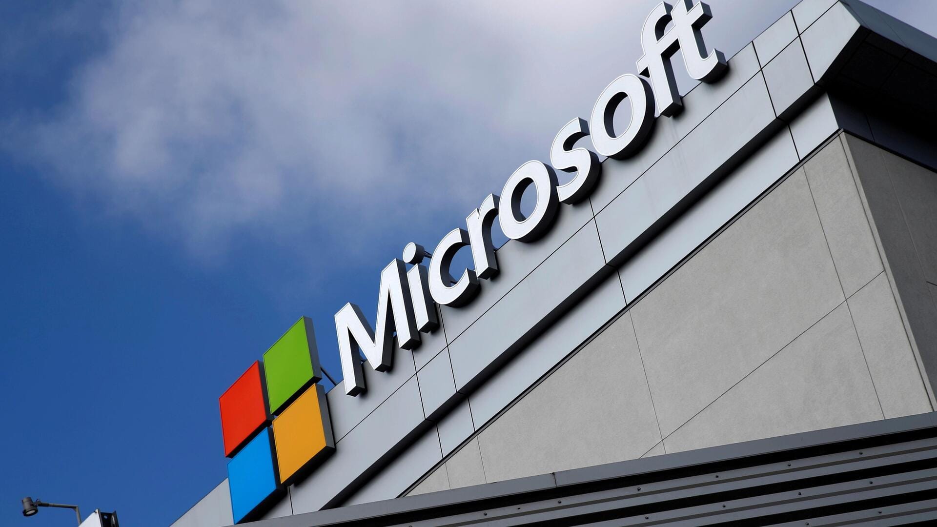 Scammers are using Microsoft's email address to send spam messages