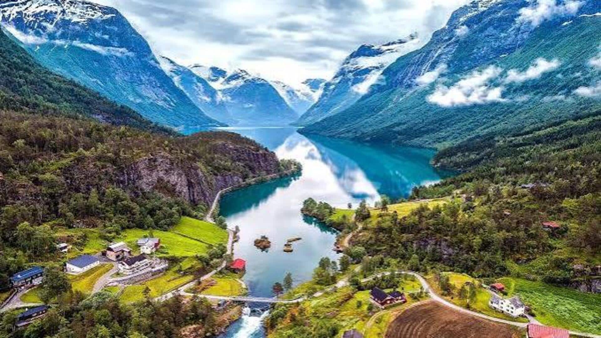 You must visit these scenic fjords in New Zealand 