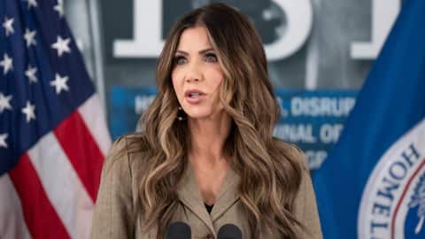 US considering extending travel ban from 19 to 30 countries